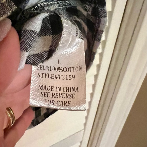 EEUC EMBROIDERED BLOUSE - Picture 3 of 12